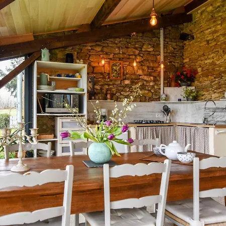 Traditional With Pool * Saint-Cernin-de-l'Herm
