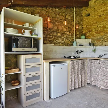 Traditional With Pool * Saint-Cernin-de-l'Herm