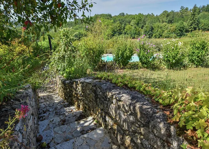 Dom wakacyjny Loubejac Garden Escape